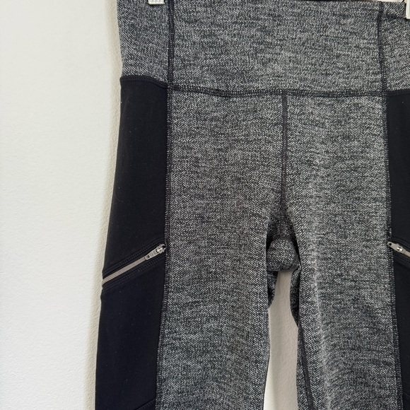Athleta Herringbone Luxe Metro Drifter Leggings SIZE M Gray Black Pants - Picture 4 of 12